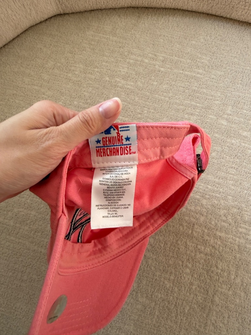 Pink cap - Picture 3 of 4